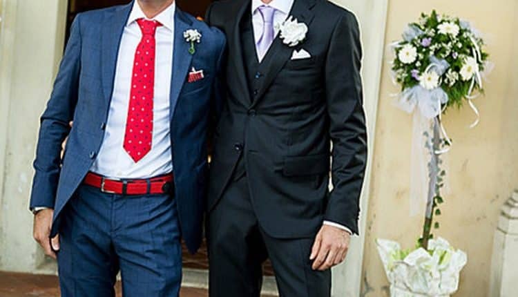 Comment porter la cravate pour un mariage baptême