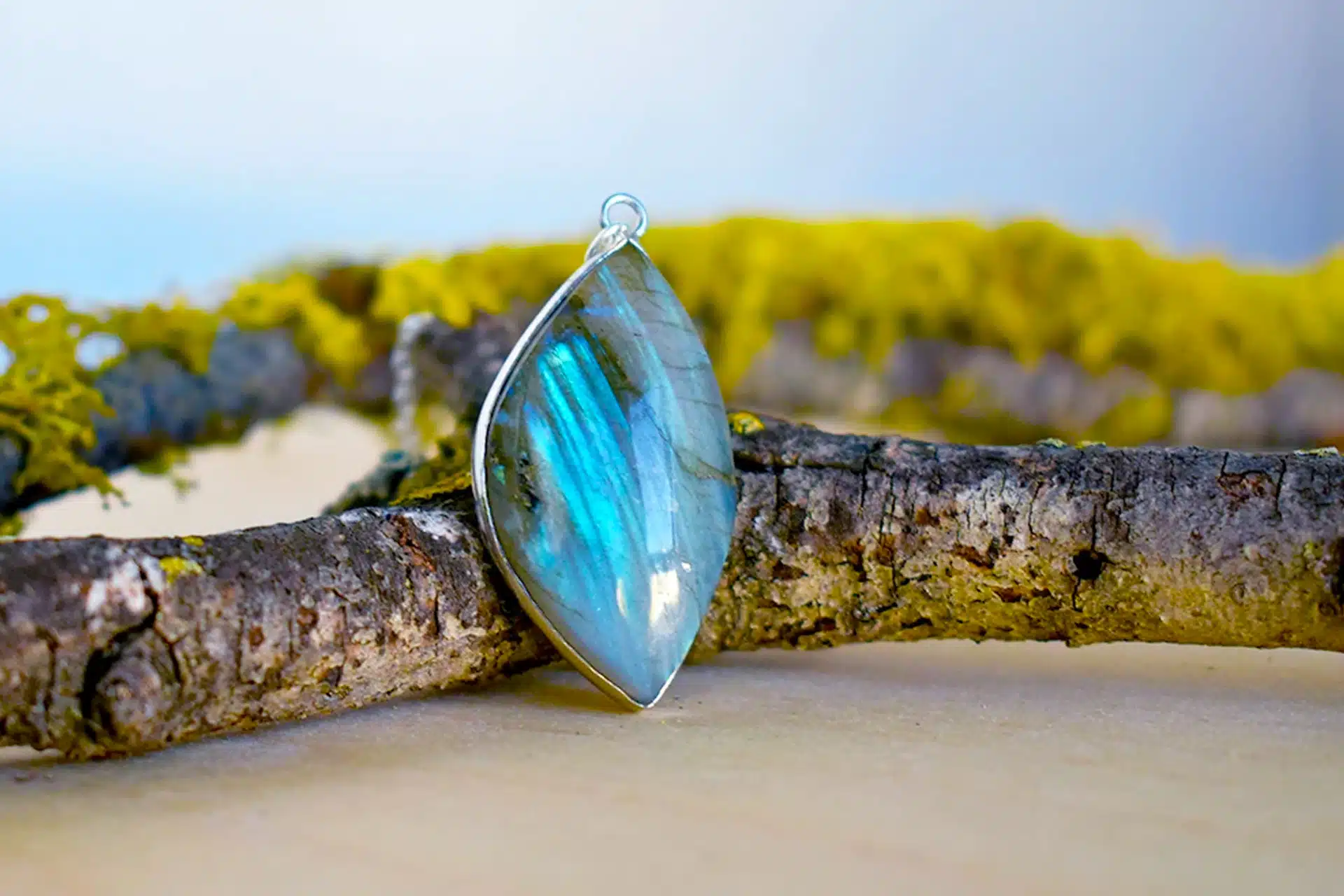 La labradorite a-t-elle des pouvoirs magiques