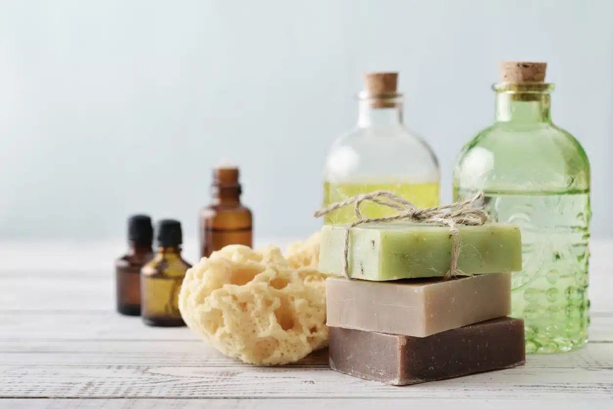 shampoings naturels solides et liquides, cosmétique