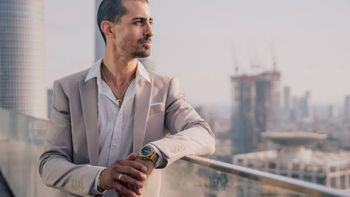 La chemise pour homme : choisir la bonne coupe selon sa morphologie