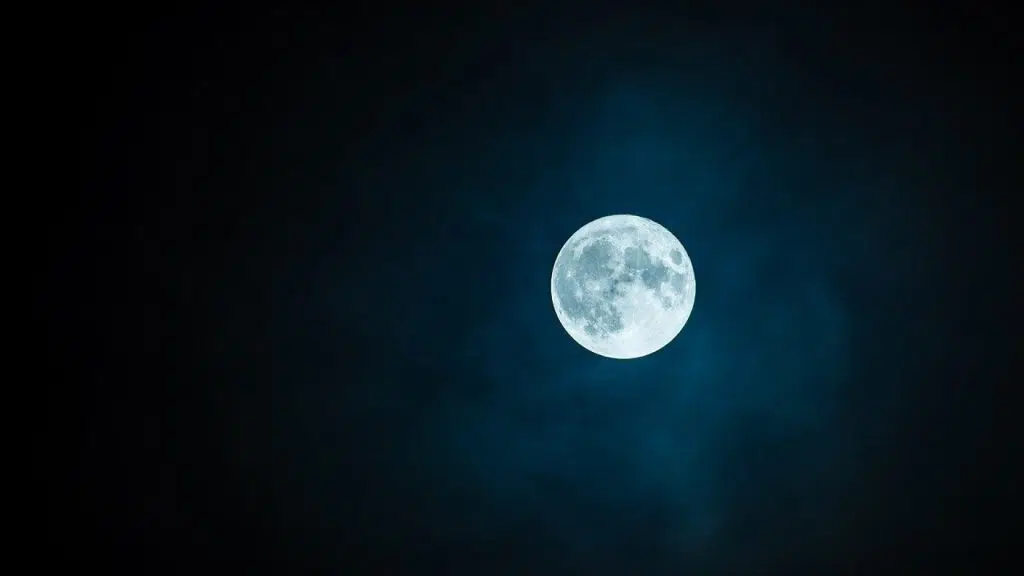 La Lune est largement appréciée pour les bijoux