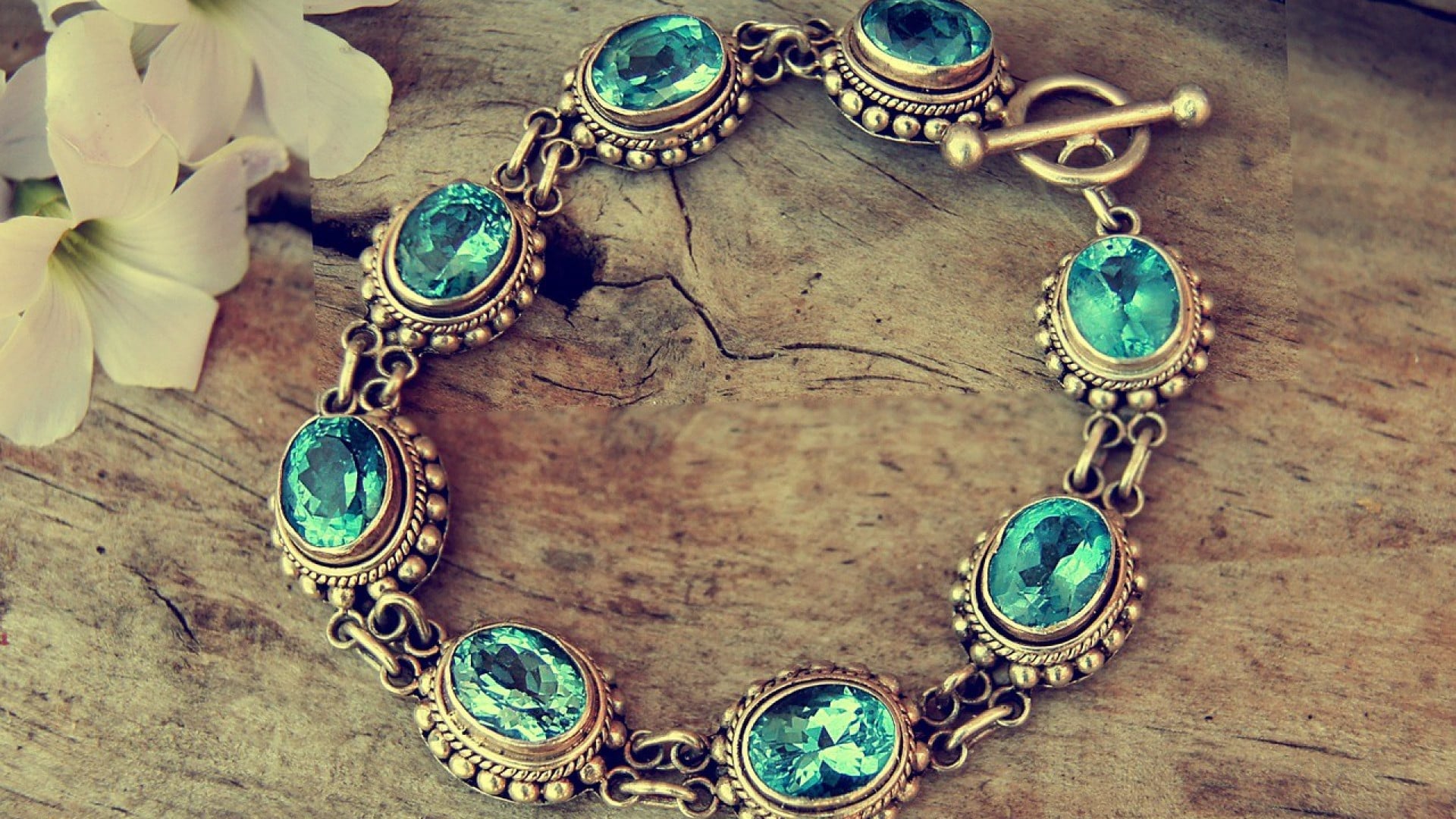 Pourquoi la création de bijoux séduit-elle toujours autant ?