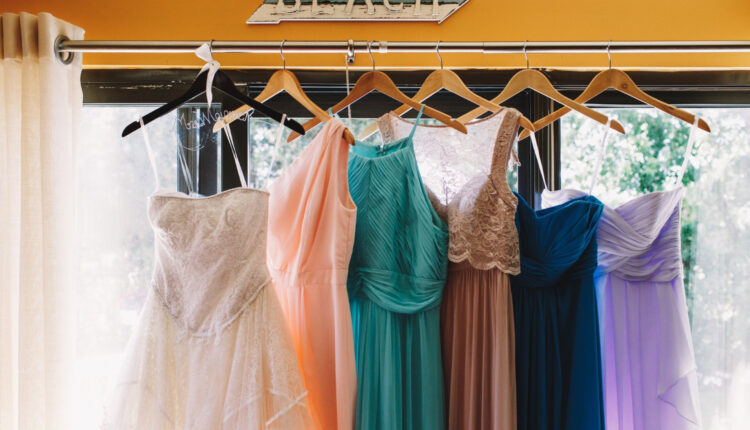 Trouvez le bon look pour vous rendre à un mariage !